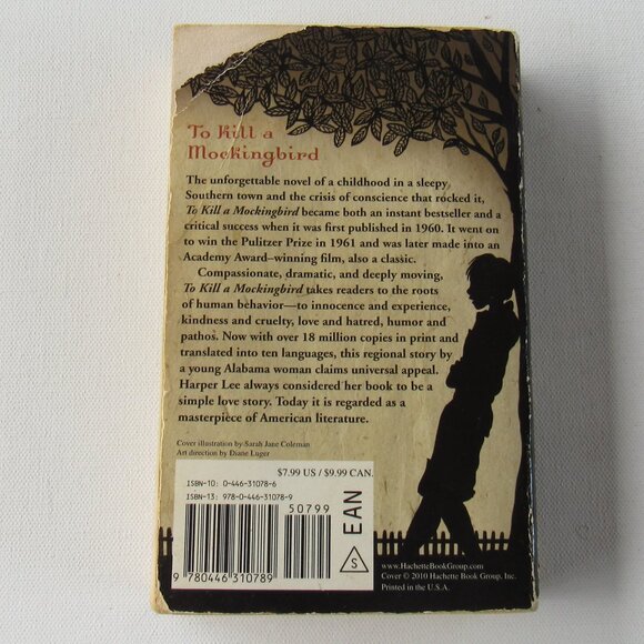 Set Of Two Paperback Books - To Kill a Mockingbird and Darkfever - Picture 3 of 16